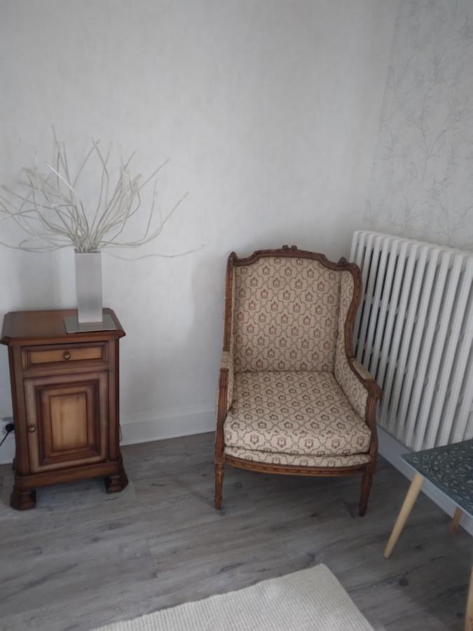 Domaine De Marchal - Chambres Et Table D'Hotes Celles-Sur-Durolle Экстерьер фото