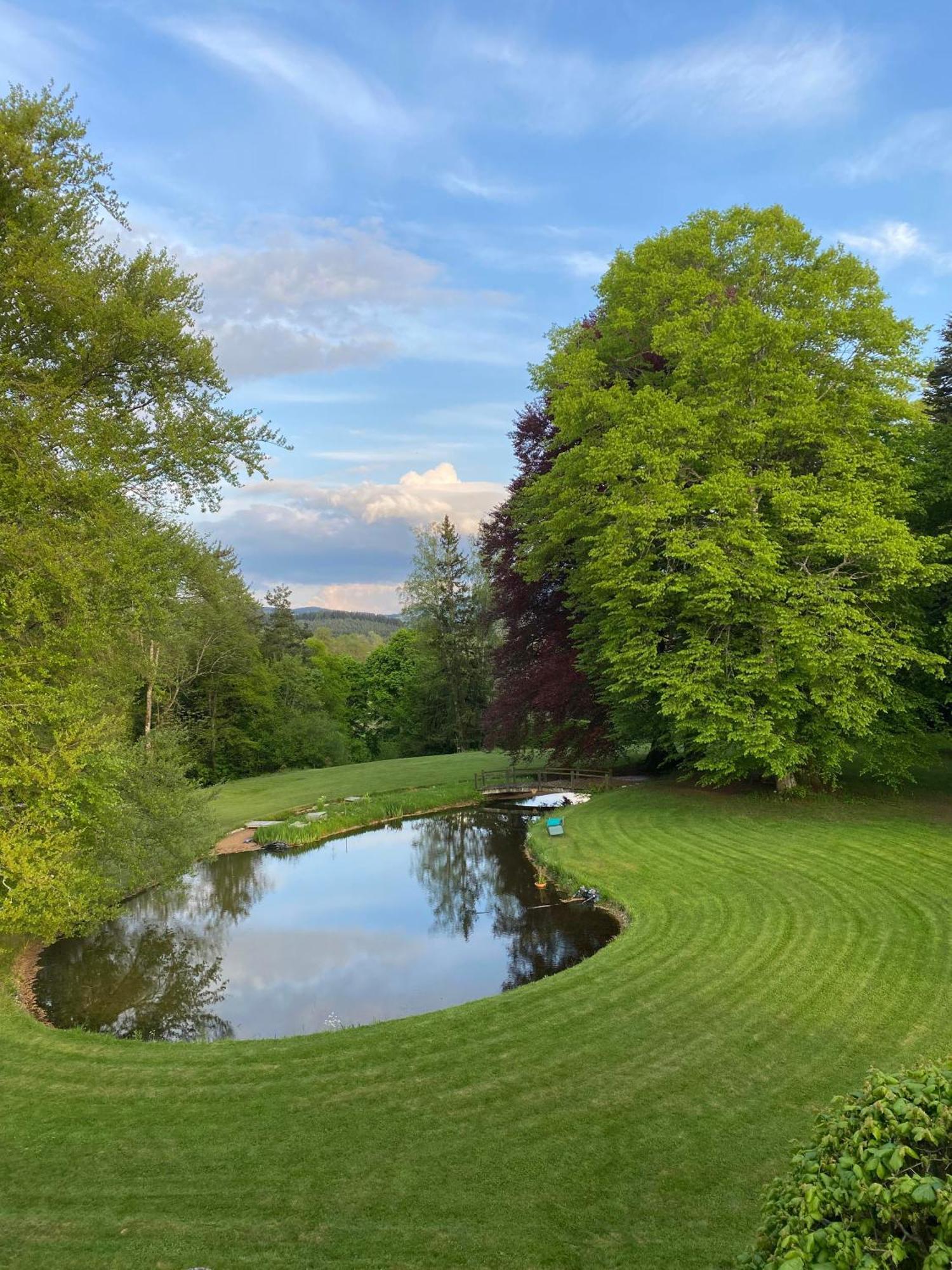 Domaine De Marchal - Chambres Et Table D'Hotes Celles-Sur-Durolle Номер фото